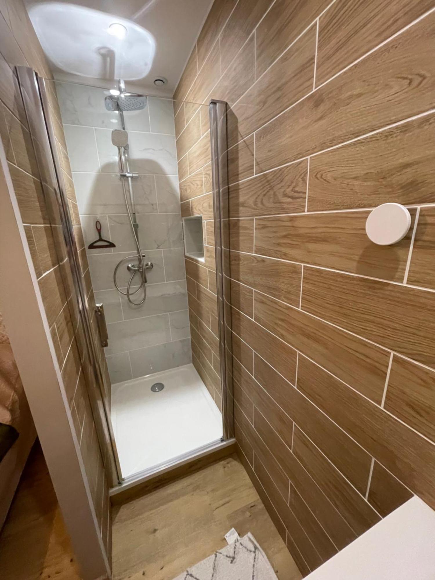 Au 35 Apartment Millau Bagian luar foto